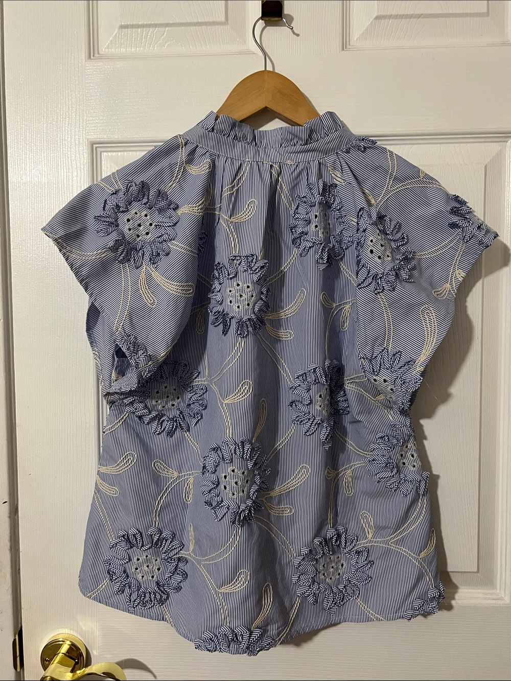 NWT THML Blouse Top Shirt Medium Blue - Picture 8 of 10
